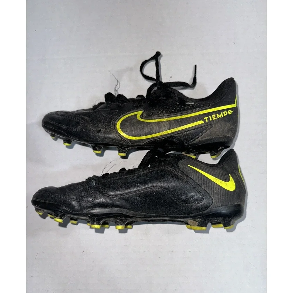 Nike Jr Tiempo Legend 9 Soccer Cleats‎ Black/Neon DA1331-070 Size 6Y